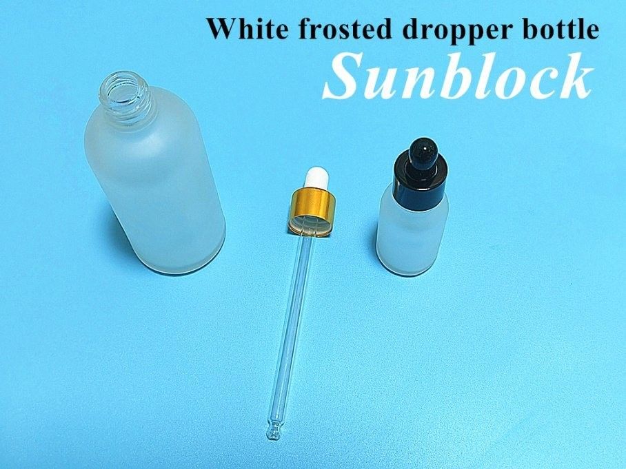 5 ml 10 ml 15 ml 20 ml 30 ml 50 ml lege ronde cosmetische essentiële oliefles Bevroren witte glazen fles met glazen pipet