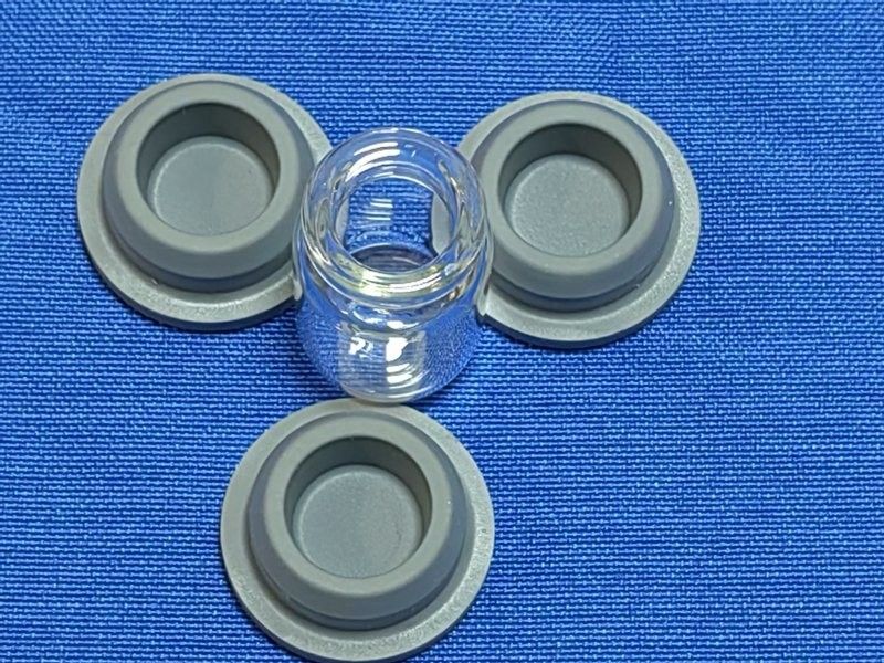 13mm 20mm 32mm Halogeenvormige lyophilization Medische butylrubberstop voor glas Injectiefles