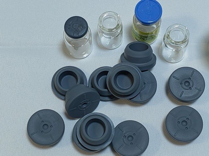 28 mm 32 mm Ethyleenoxide gesteriliseerd medisch verbruiksmateriaal Bromo butyl rubber stoppers voor glazen injectieflacon