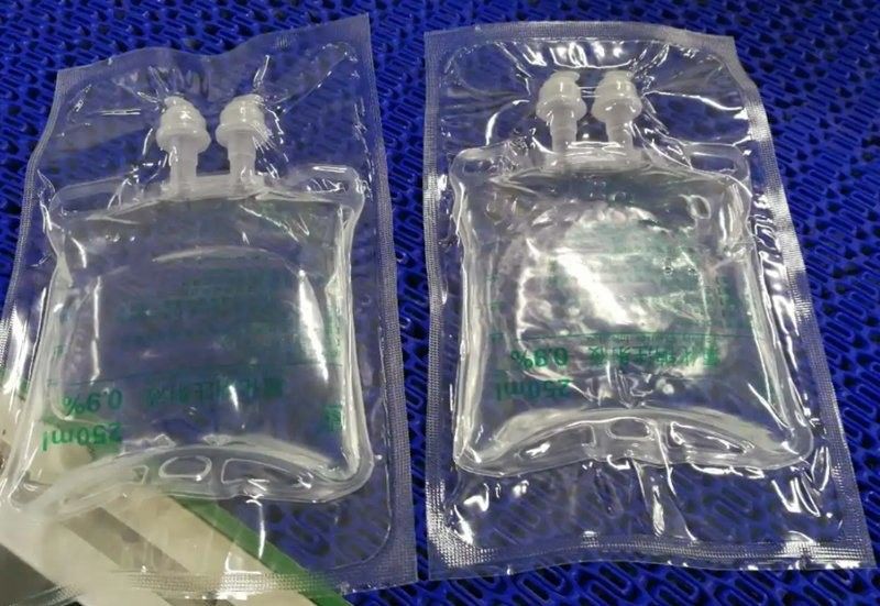 100 ml 250 ml 500 ml Infuuszak met zoutoplossing PVC Infuuszak Medische wegwerpzak IV Niet-PVC Infuuszak