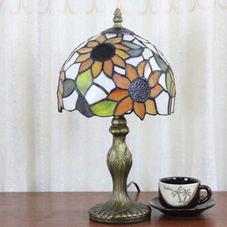 Europese bloemen retro creatieve nostalgie café slaapkamer woonkamer leeslamp licht tafellamp luxe nachtkast lamp